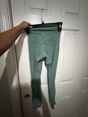 lululemon athletica women Sage Green Athletic Leggings size 2